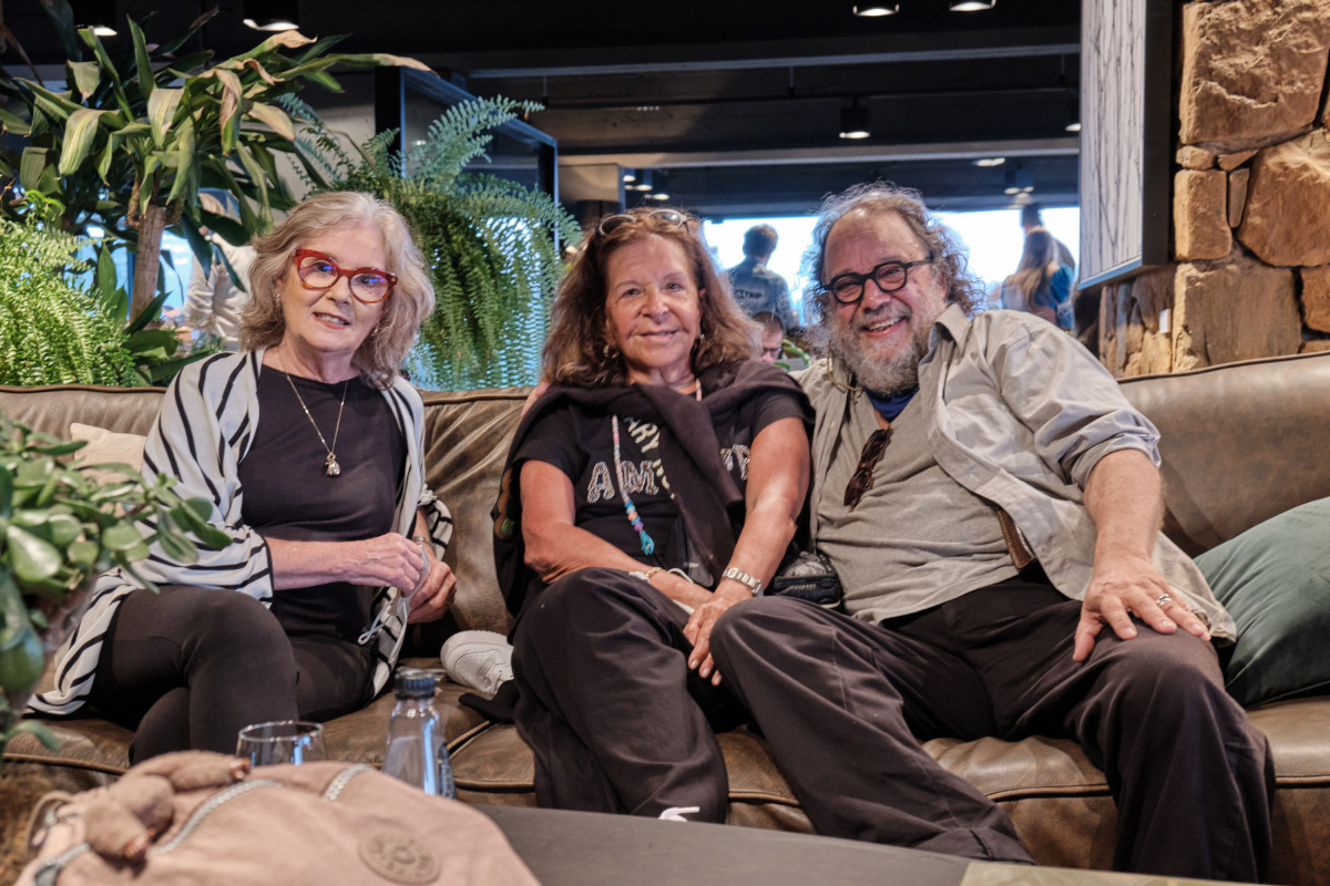 A boa conversa de Liliana Reid, Rosa Maria Corrêa e Fernando Bueno no badalado restaurante de Canela