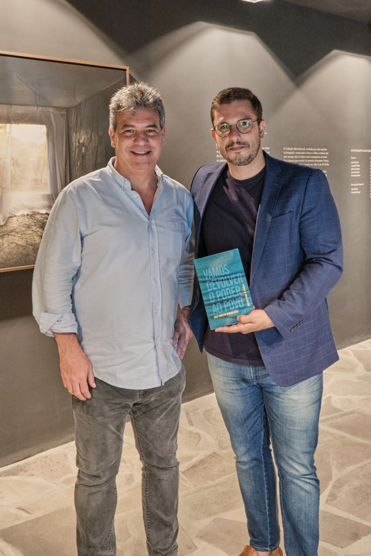 Márcio Carvalho e o autor José Ernesto Marino Neto